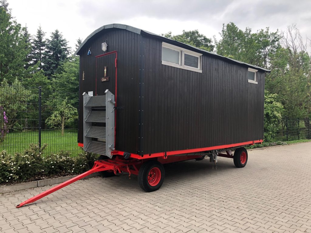 3a8405da-7b0d-4be3-8549-51795cfb75e3